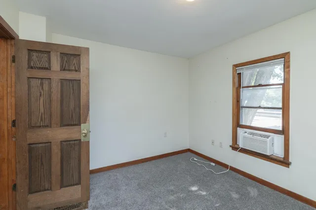 $215,000 | 632 Smith Avenue South, St. Paul, MN 55107