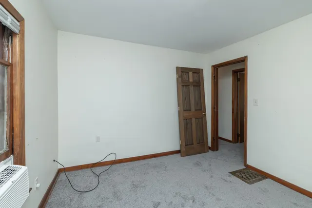 $215,000 | 632 Smith Avenue South, St. Paul, MN 55107