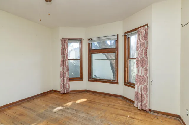 $215,000 | 632 Smith Avenue South, St. Paul, MN 55107