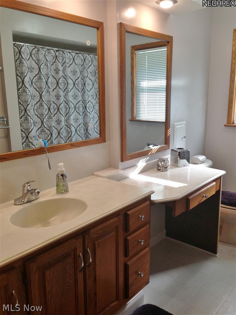 1895 Massillon Road Akron, OH 44312 - Photo 12 of 25