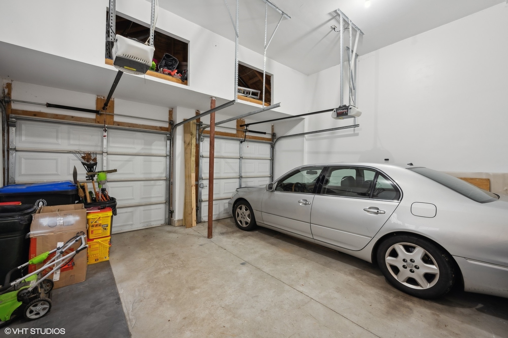 410 Green Bay Road Glencoe, IL 60022 - Photo 23 of 27 a view of a car garage