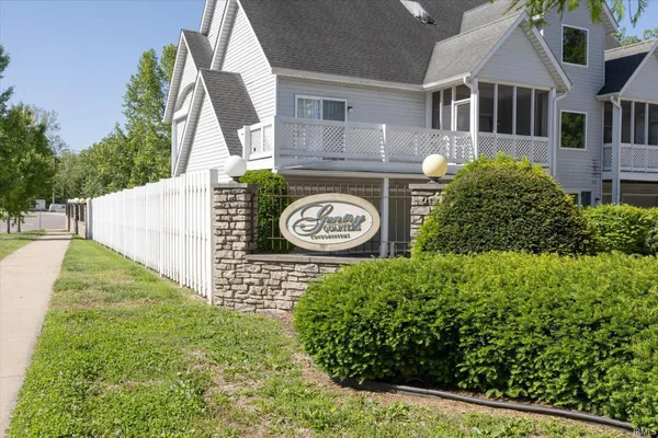 $210,000 | 1354 South College Mall Road, Bloomington, IN 47401
