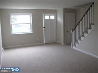 920 Grant Road Folcroft, PA 19032 - Photo 3 of 10