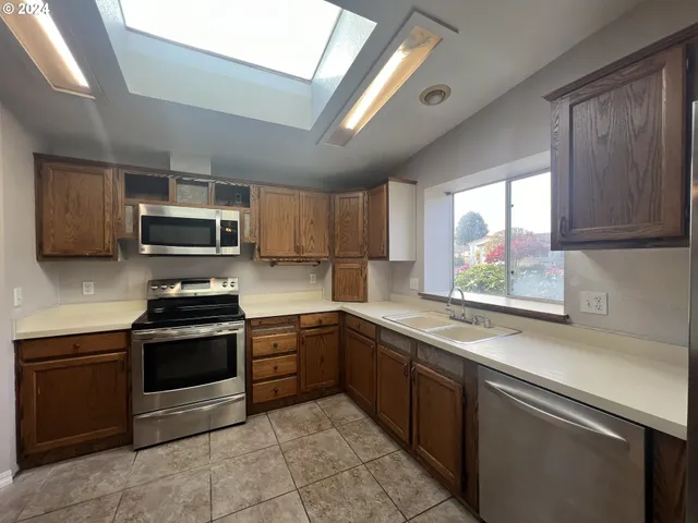 $299,000 | 98147 West Nelson Lane, Brookings, OR 97415