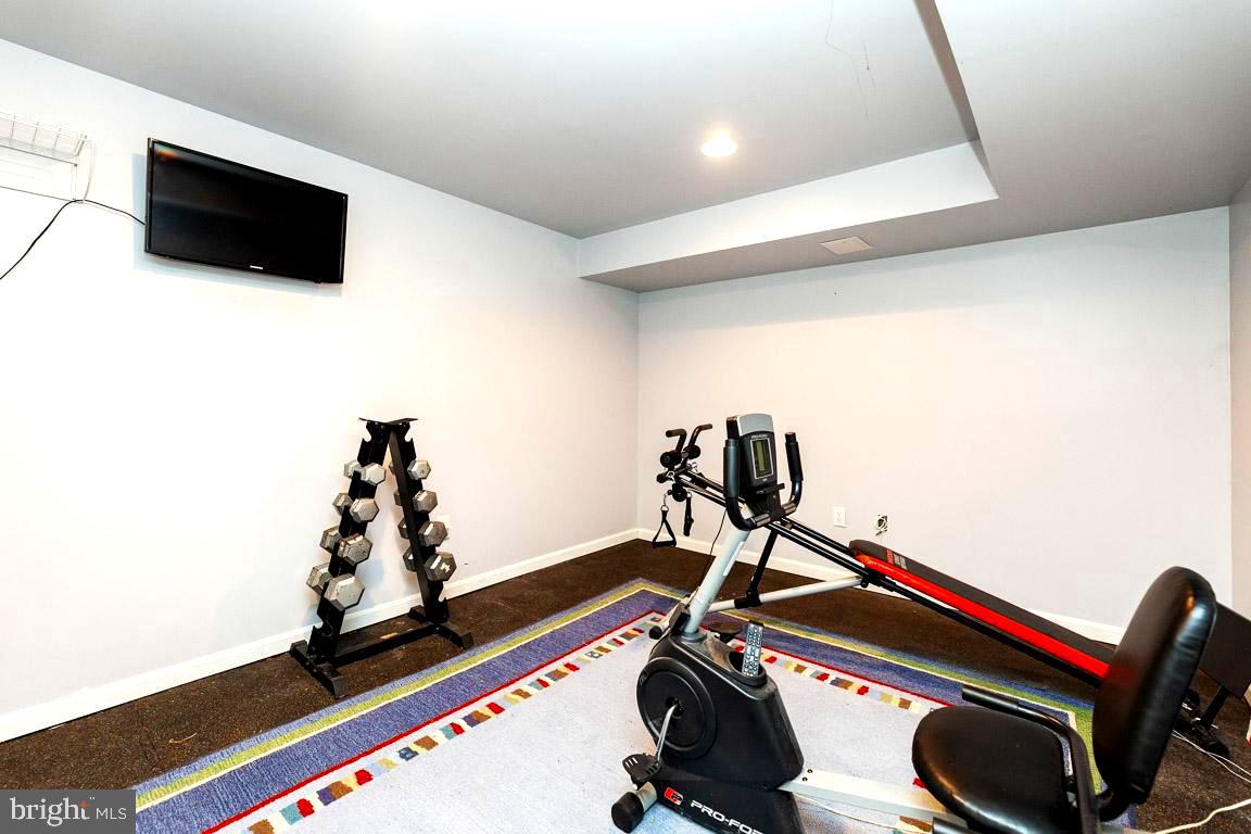 4874 Executive Drive Gainesville, VA 20155 - Photo 43 of 74 Lower-level Fitness room