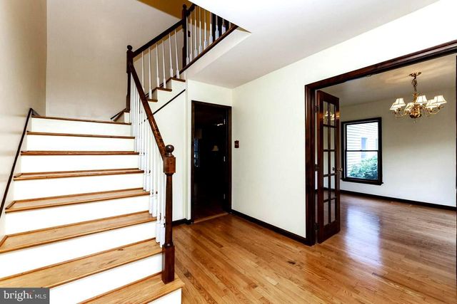 $800,000 | 4874 Executive Drive, Gainesville, VA 20155