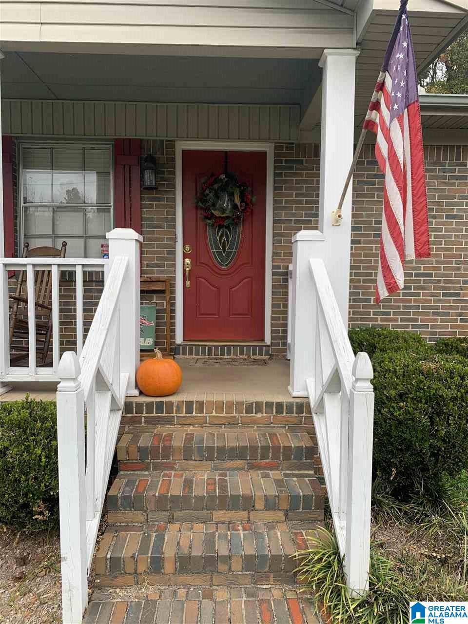 238 Odum Road Gardendale, AL 35071 - Photo 3 of 31