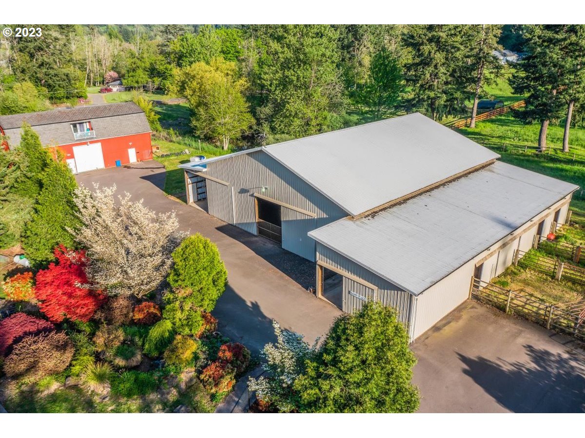 23411 Southeast Borges Road Damascus, OR 97089 - Photo 33 of 47 Gallery Image 33