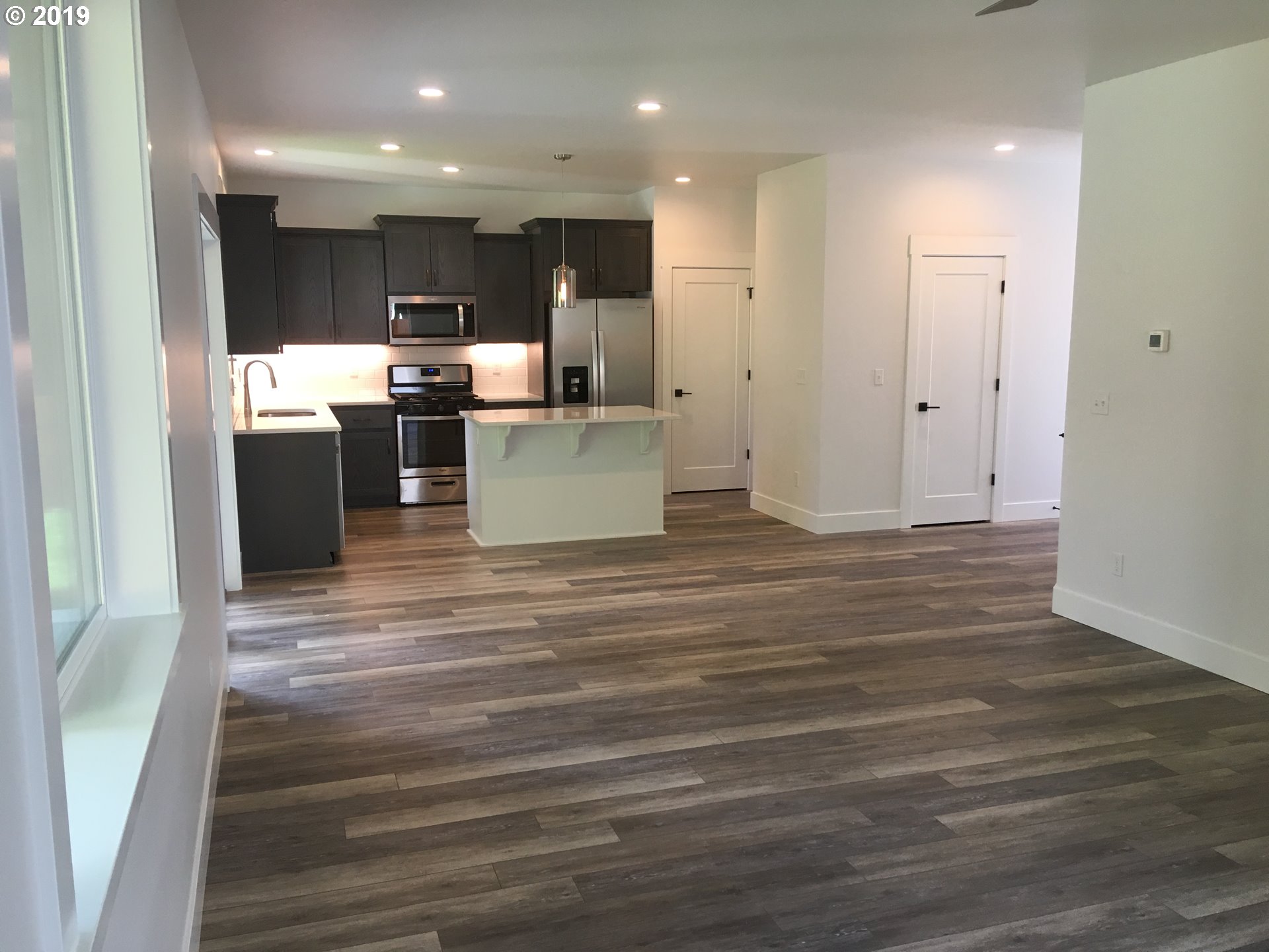 3256 Southeast 2nd Avenue Camas, WA 98607 - Photo 2 of 17 Gallery Image 2