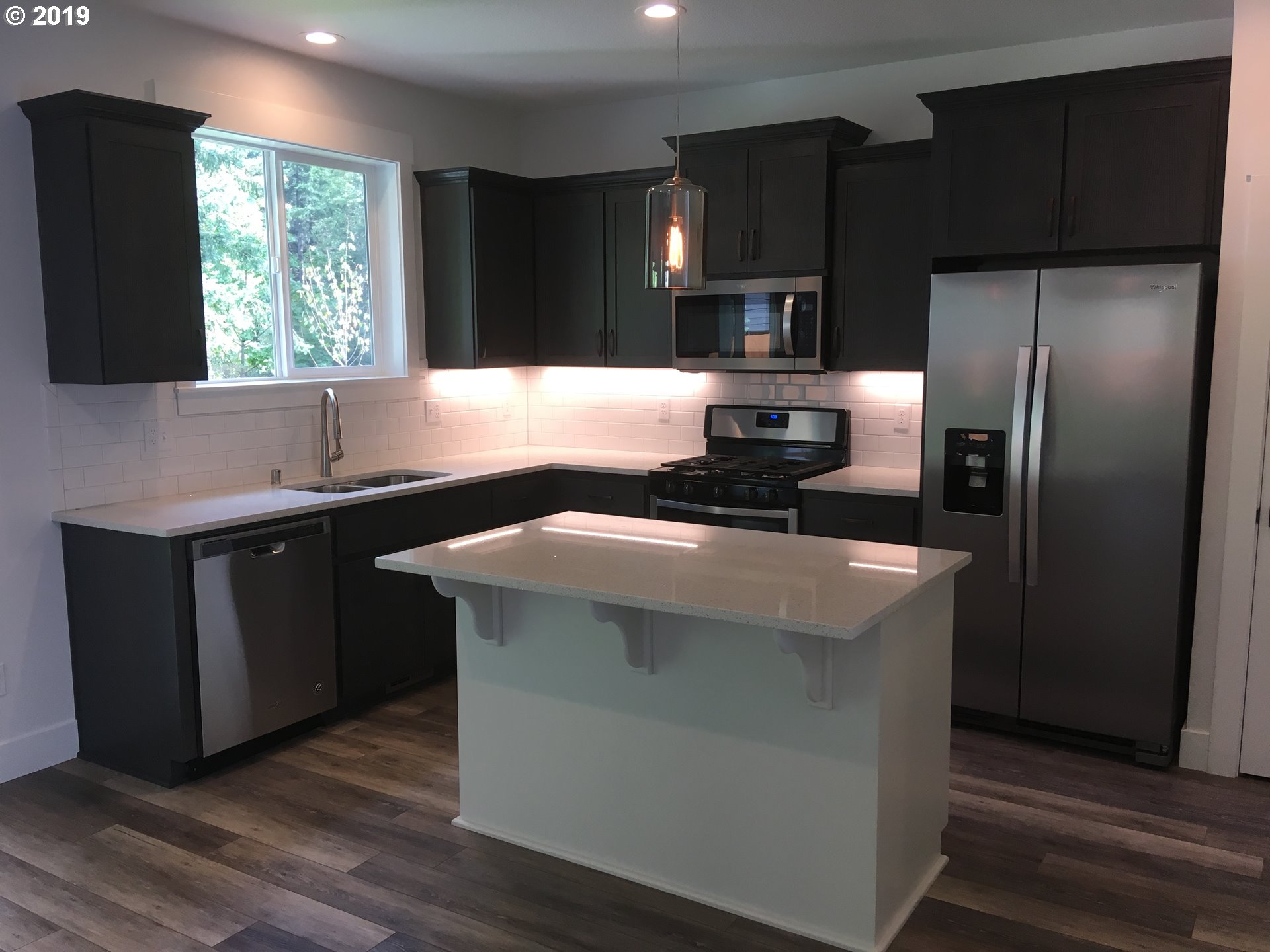 3256 Southeast 2nd Avenue Camas, WA 98607 - Photo 3 of 17 Gallery Image 3