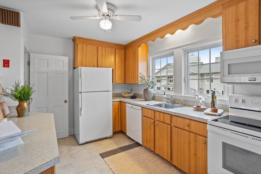 19 Cornell Road Marblehead, MA 01945 - Photo 12 of 35