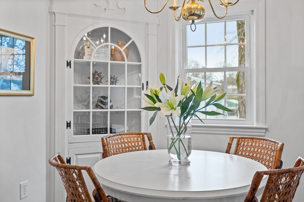 19 Cornell Road Marblehead, MA 01945 - Photo 3 of 35