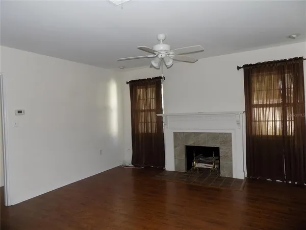 $2,000 | 1485 Morningside Drive, Mount Dora, FL 32757