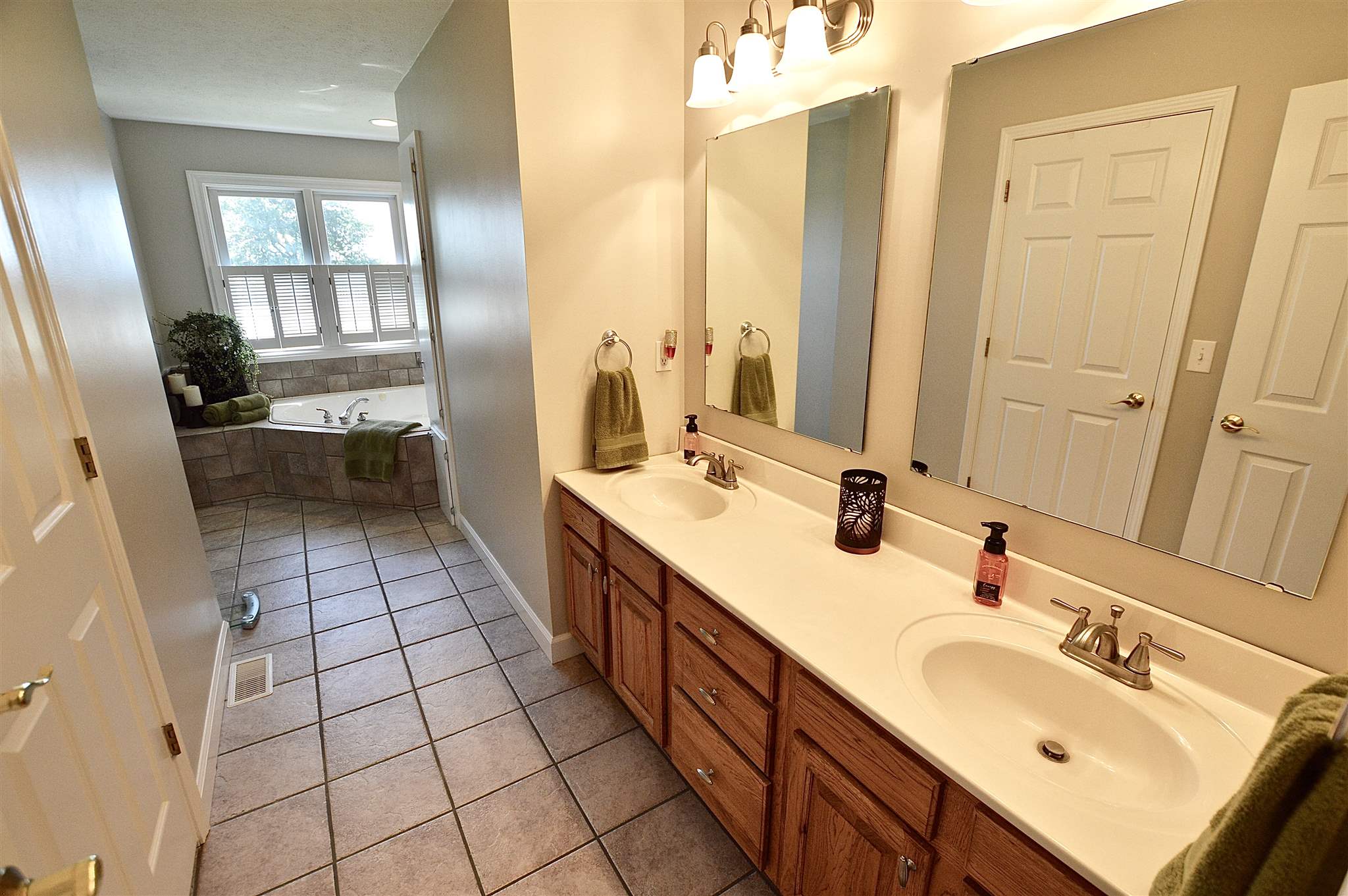 2320 Redlands Drive Springfield, IL 62711 - Photo 23 of 44 Gallery Image 23