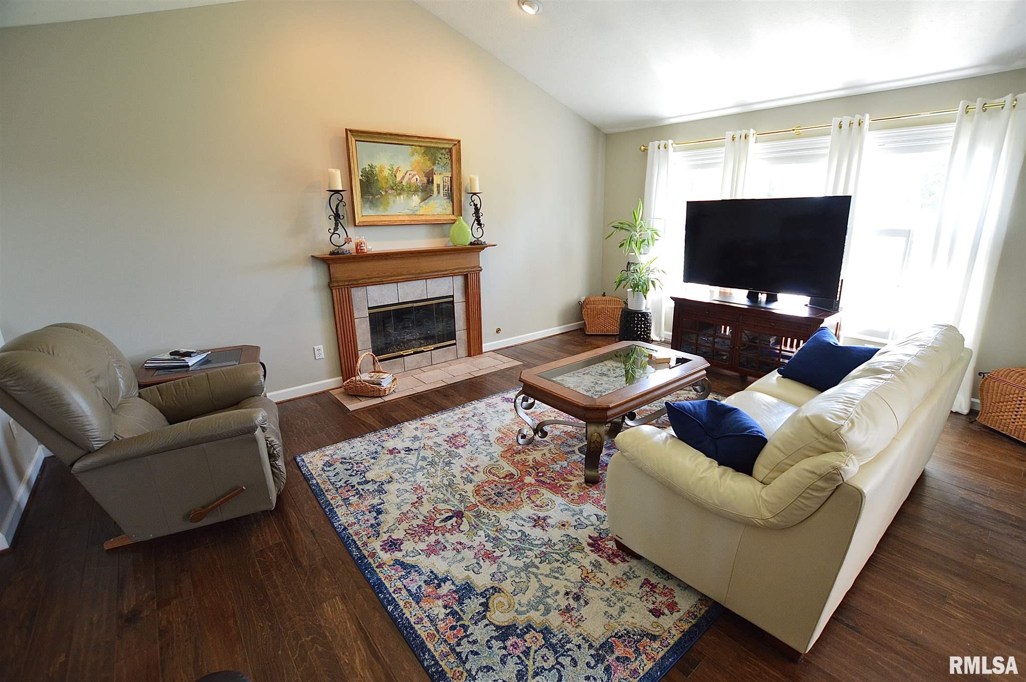 2320 Redlands Drive Springfield, IL 62711 - Photo 8 of 44 Gallery Image 8