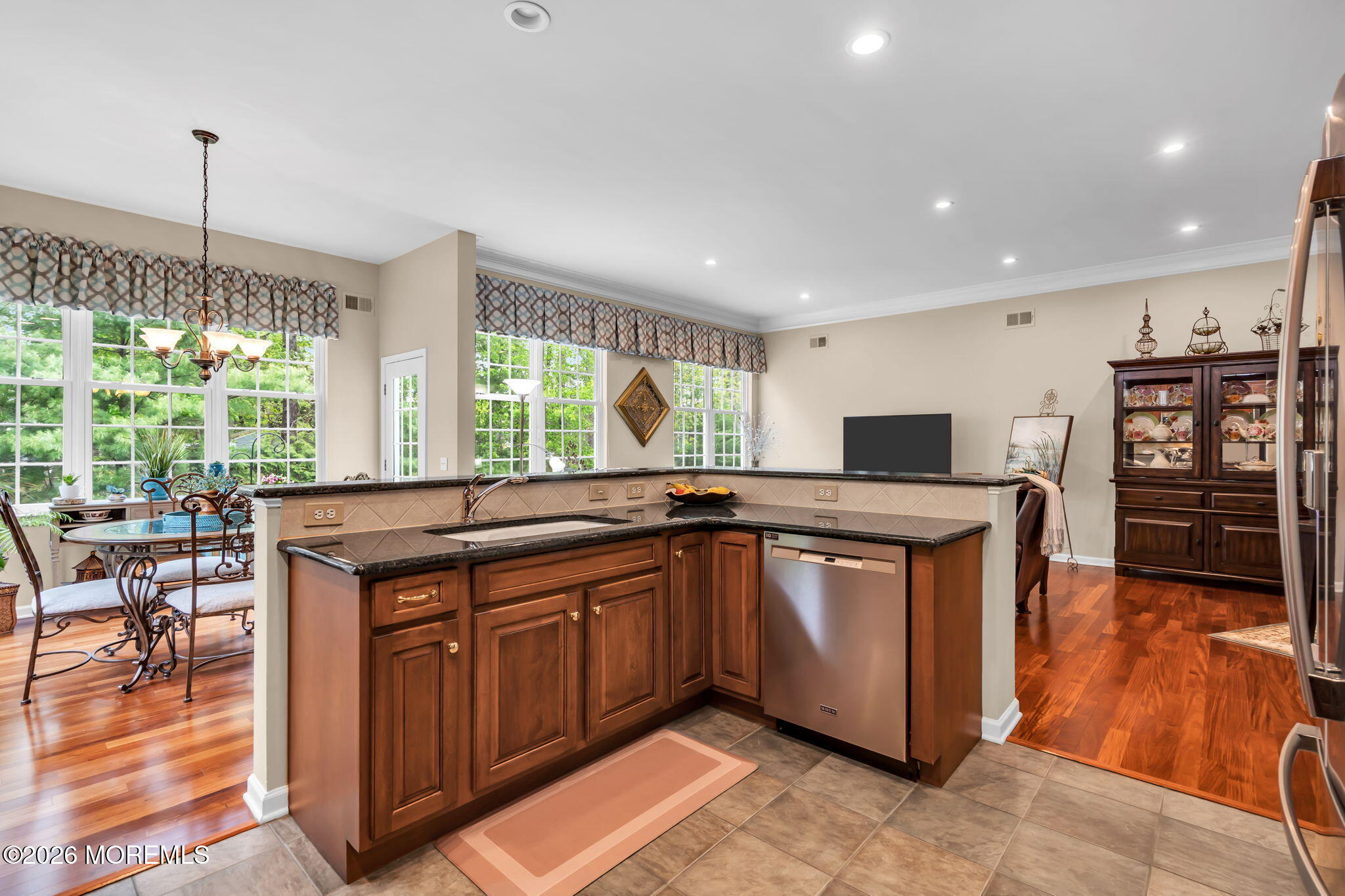 36 Muirfield Road Jackson, NJ 08527 - Photo 12 of 38 25-web-or-mls-DSC08132