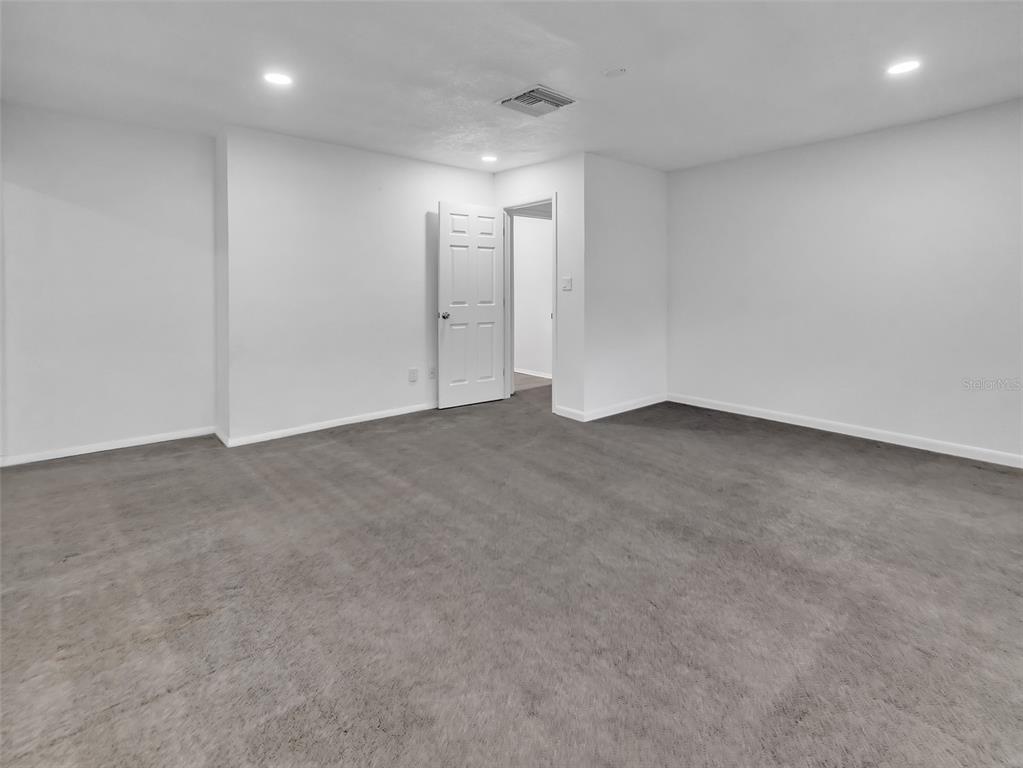 2600 Euston Road Winter Park, FL 32789 - Photo 28 of 36 a view of an empty room
