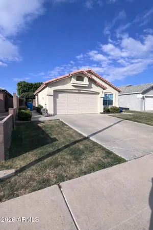 $2,100 | 3030 West Rose Garden Lane, Phoenix, AZ 85027
