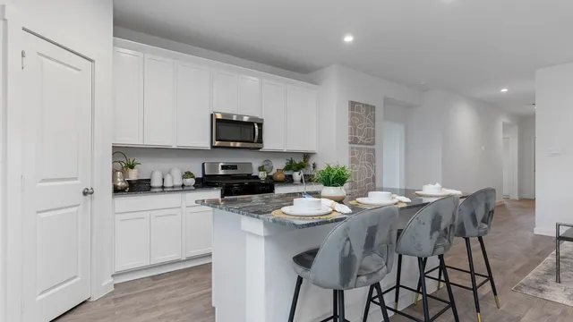 $359,990 | 6004 Hawthorne Gdns Drive, Rosenberg, TX 77469