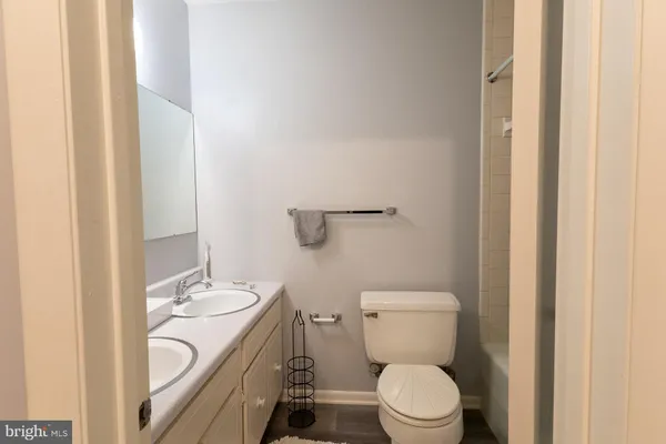 $1,850 | 1747 Edgewood Hill Circle, Unit 203, Hagerstown, MD 21740