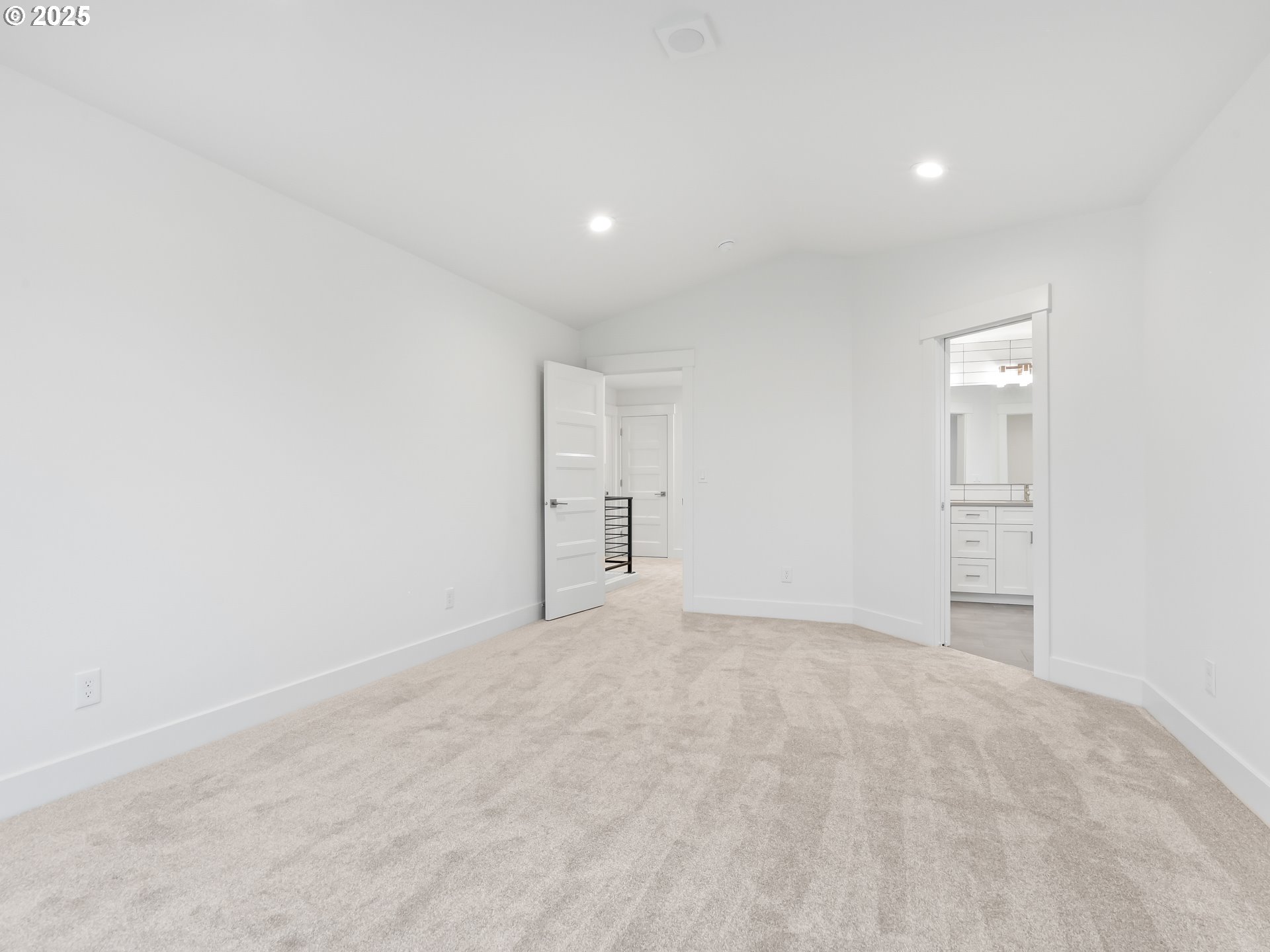 1731 3rd Street Hood River, OR 97031 - Photo 23 of 48