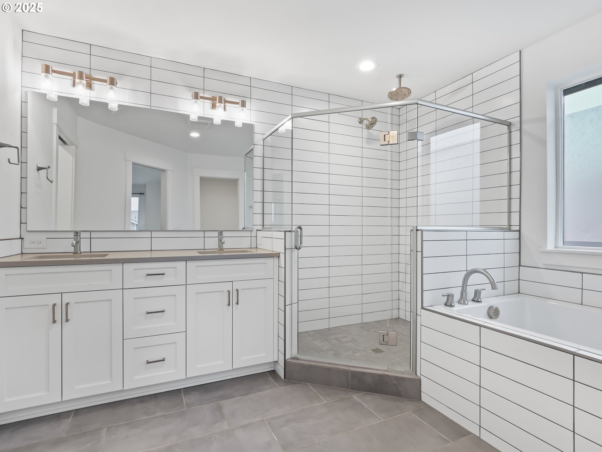 1731 3rd Street Hood River, OR 97031 - Photo 25 of 48