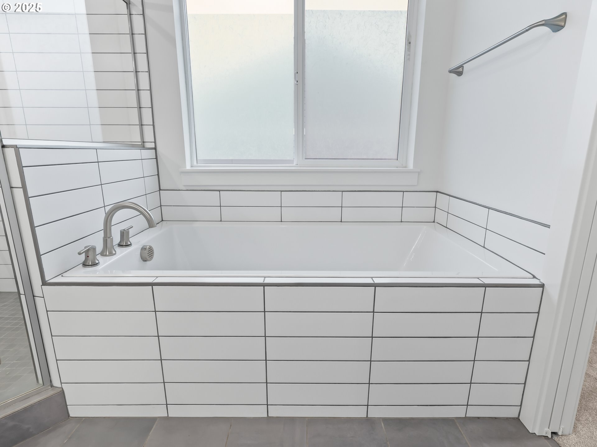 1731 3rd Street Hood River, OR 97031 - Photo 26 of 48