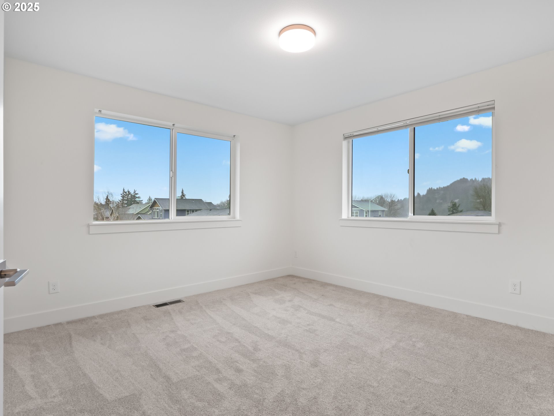 1731 3rd Street Hood River, OR 97031 - Photo 34 of 48