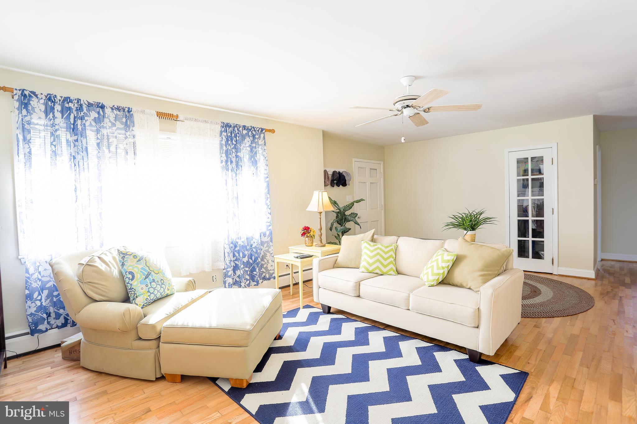 8512 Yellow Springs Road Frederick, MD 21702 - Photo 11 of 30 Living Room cute as a button! lots of light