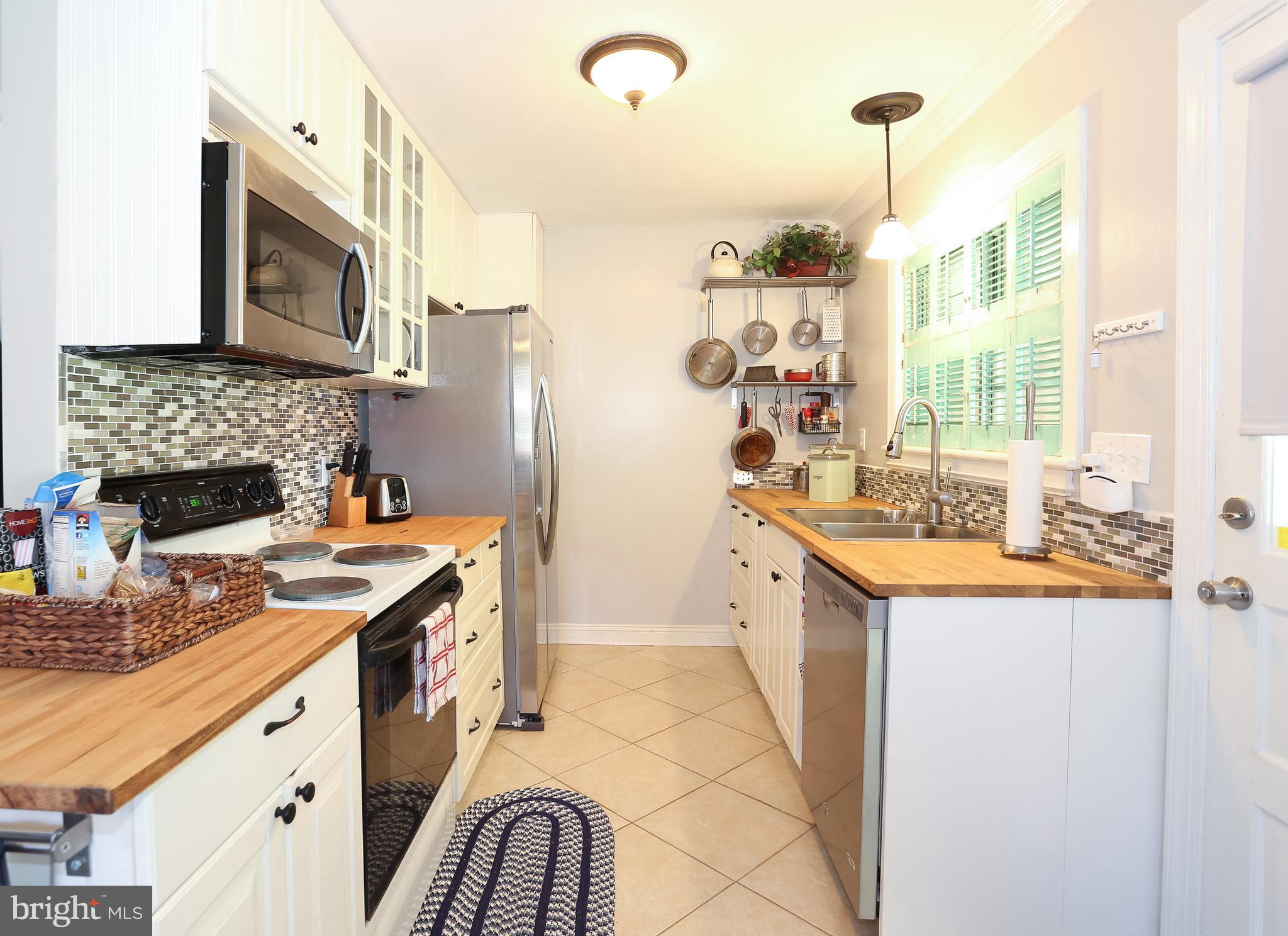 8512 Yellow Springs Road Frederick, MD 21702 - Photo 16 of 30 Kitchen updated and ready to go! newer appliances