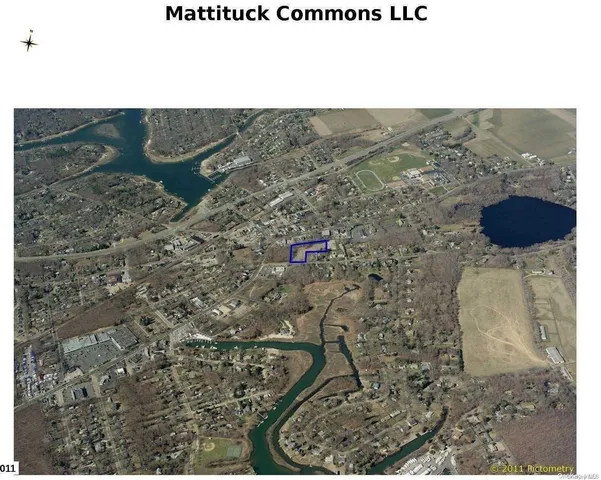 $2,075,000 | 385 New Suffolk Avenue, Mattituck, NY 11952