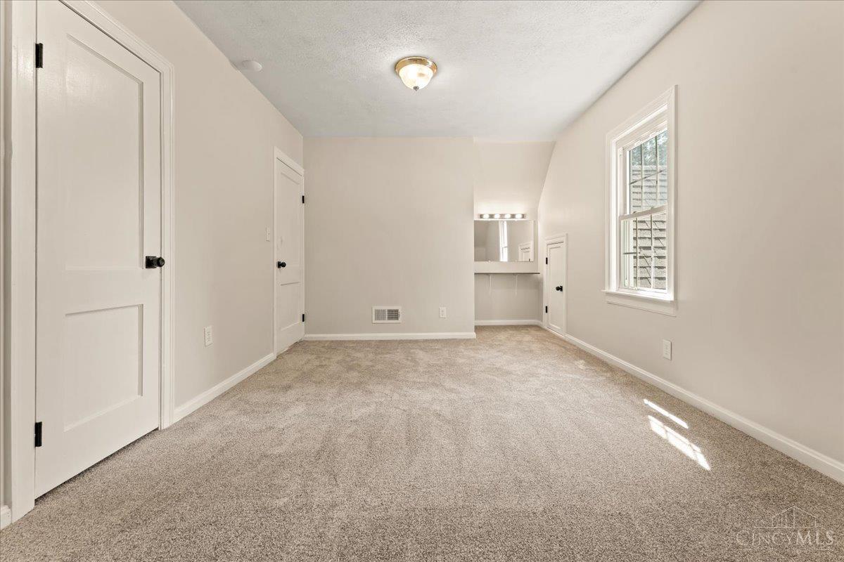 8732 Columbia Road Maineville, OH 45039 - Photo 26 of 47 Gallery Image 26