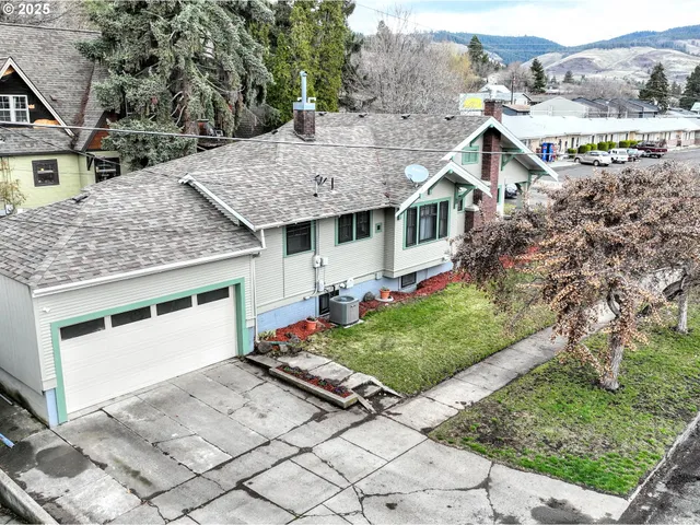 $359,000 | 308 Adams Avenue, La Grande, OR 97850