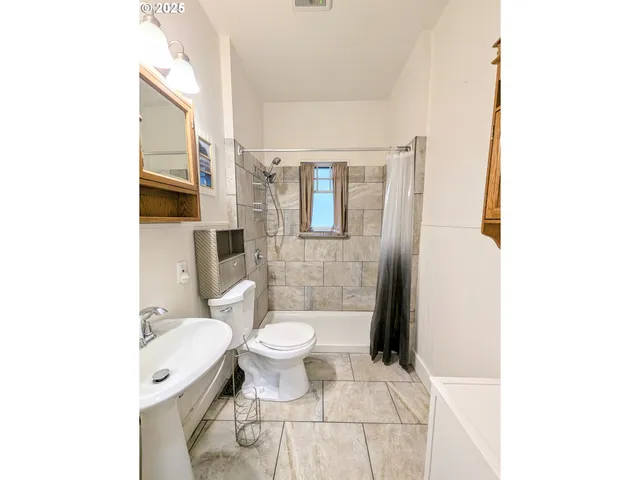 $359,000 | 308 Adams Avenue, La Grande, OR 97850