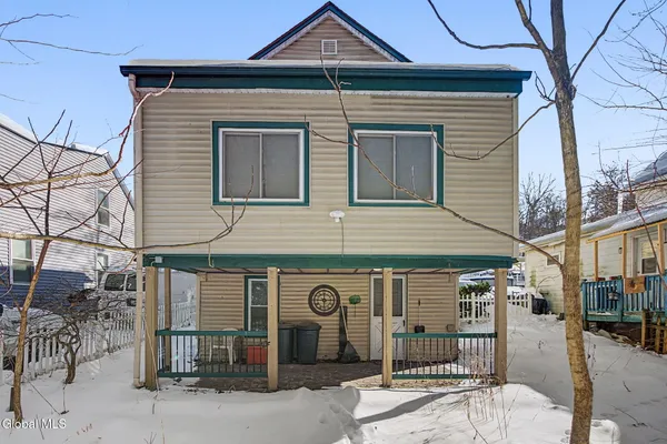 $175,000 | 937 6th Street, Rensselaer, NY 12144