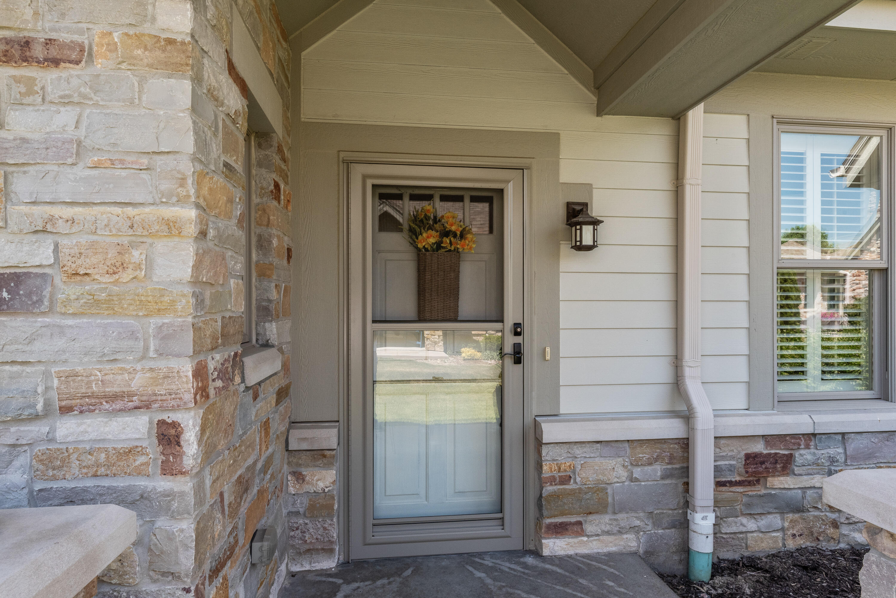 N73-w13623 Claas Road, Unit R4 Menomonee Falls, WI 53051 - Photo 39 of 42 Welcome Home!