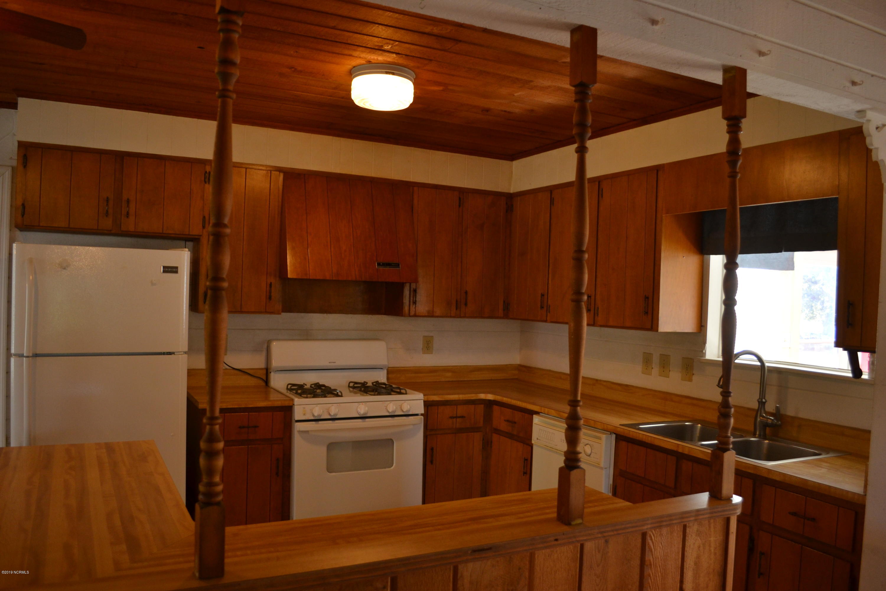 700 Conch Street Hampstead, NC 28443 - Photo 8 of 21 2019-08-30 09.07.54