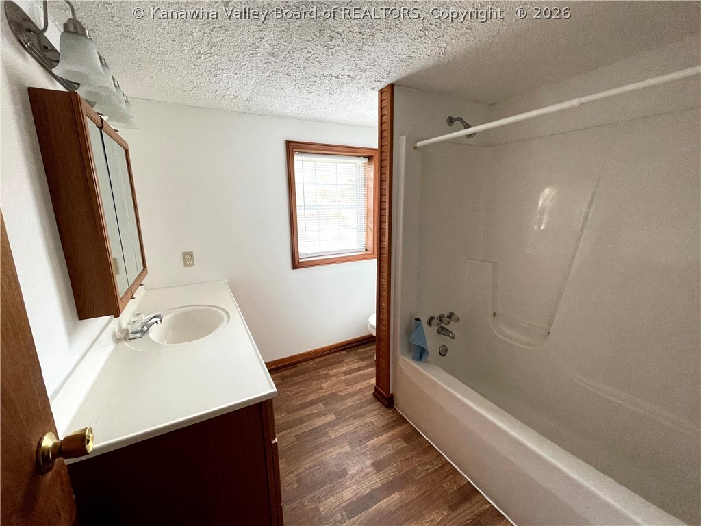2917 Ripley Road Point Pleasant, WV 25550 - Photo 14 of 32 FULL BATHROOM, NEWLY REMODELED