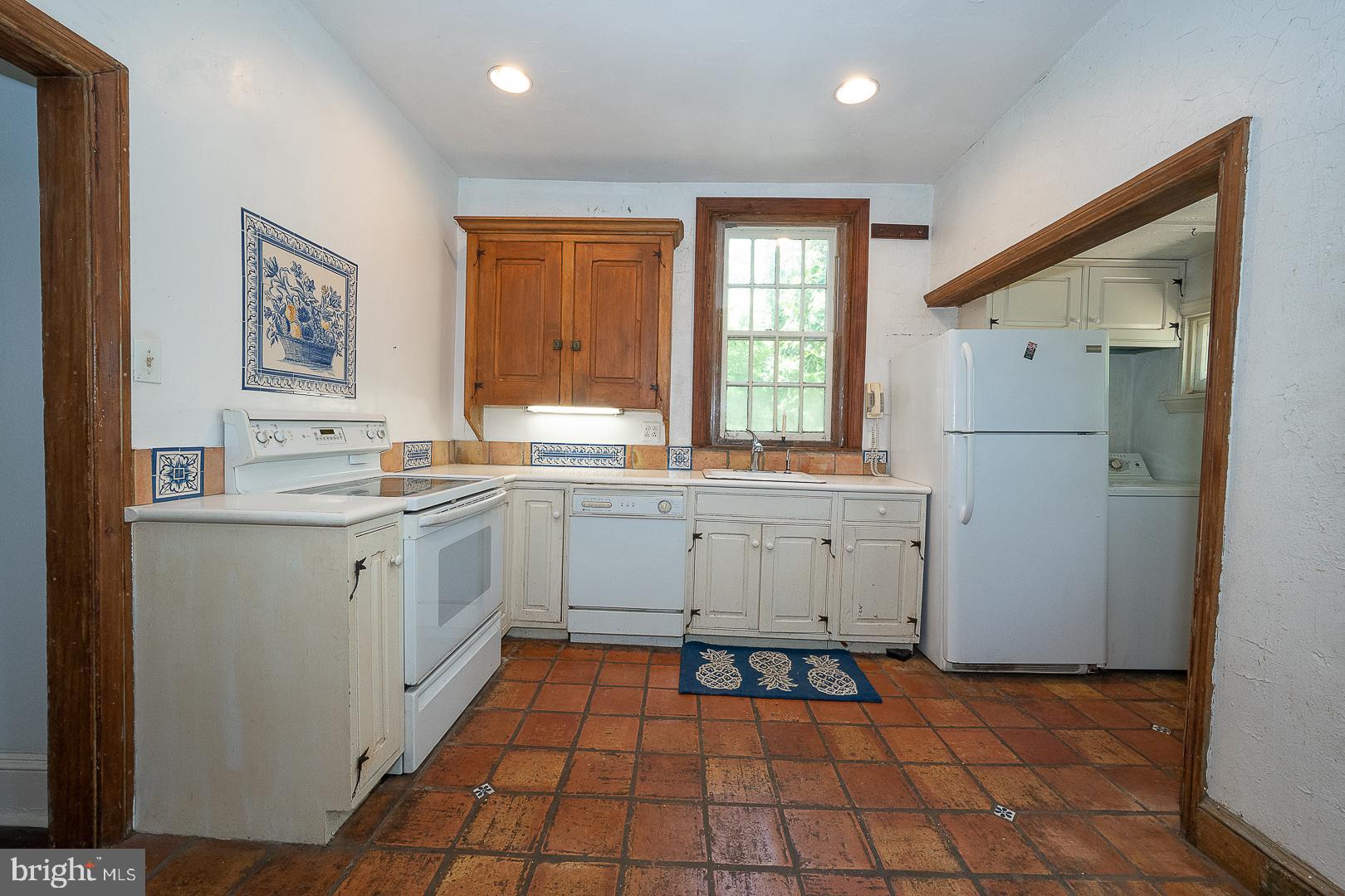 1250 Old Lancaster Road Berwyn, PA 19312 - Photo 17 of 66 Kitchen
