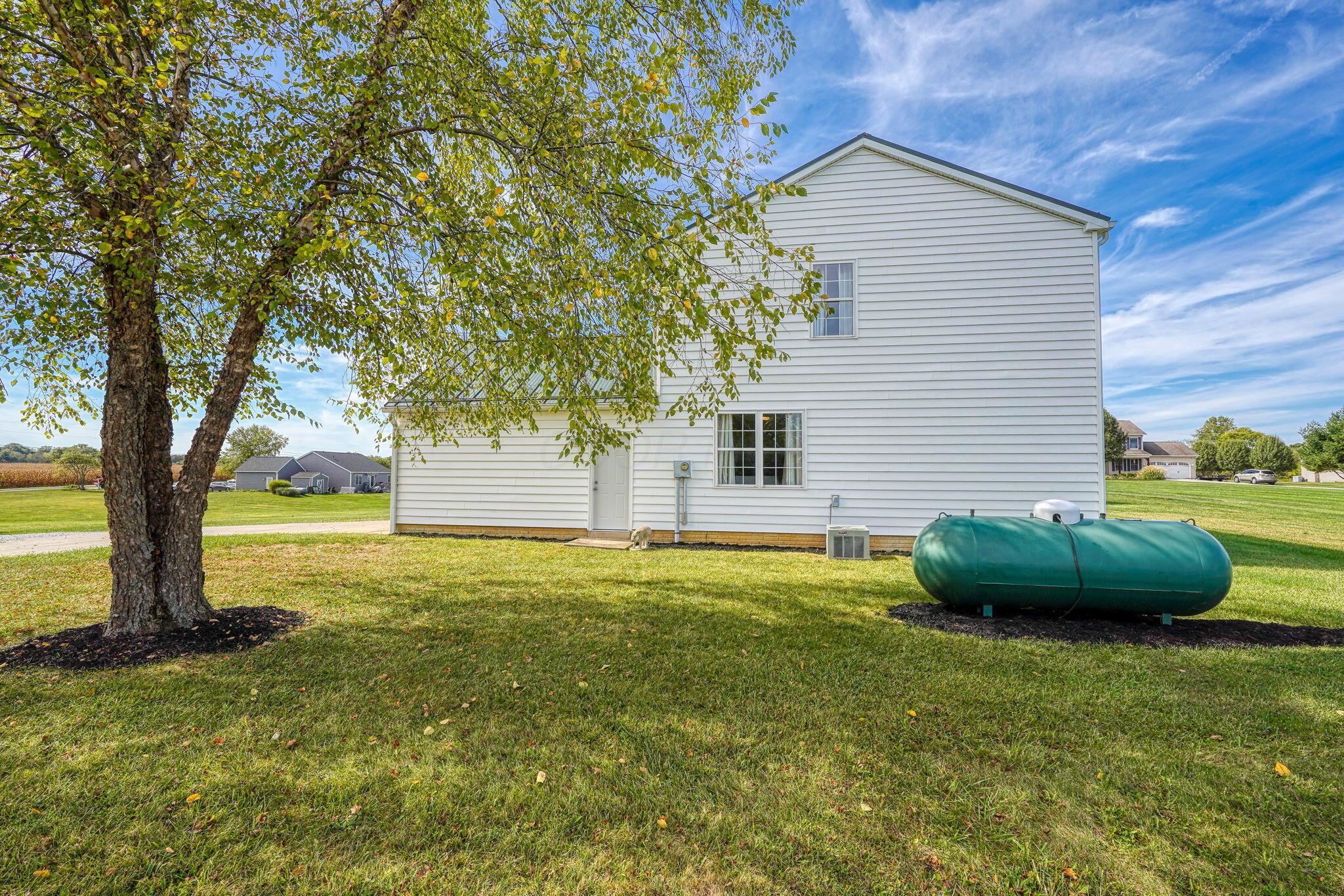 1502 Leonard Road Northwest Baltimore, OH 43105 - Photo 15 of 67 1502 Leonard Rd NW (75)