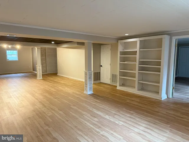 a view of empty room