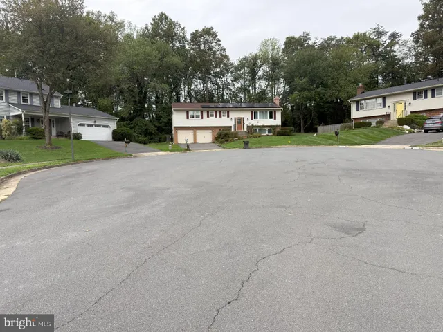 $4,200 | 10909 Clara Barton Court, Fairfax, VA 22032