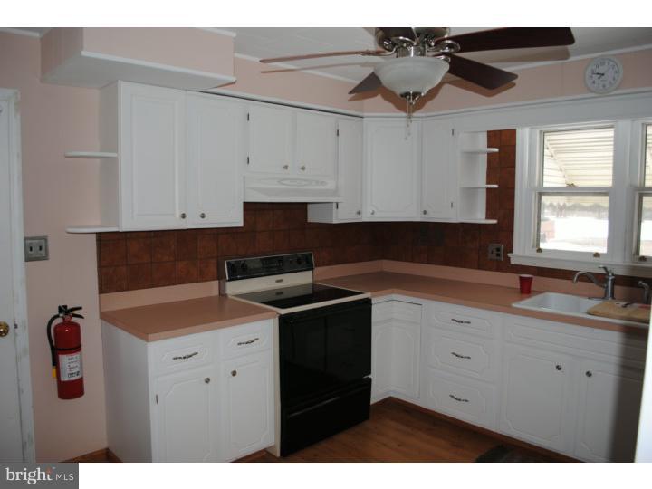 206 Sunset Road Burlington, NJ 08016 - Photo 9 of 17