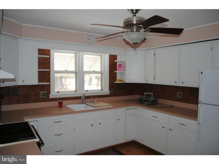 206 Sunset Road Burlington, NJ 08016 - Photo 10 of 17