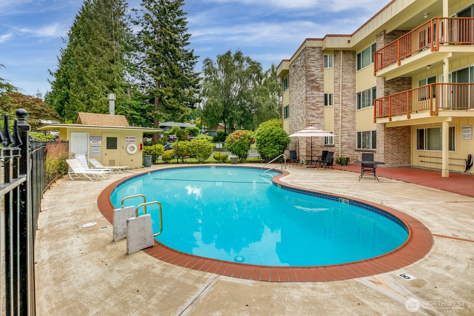 335 Heather Road, Unit 202 Everett, WA 98203 - Photo 10 of 31