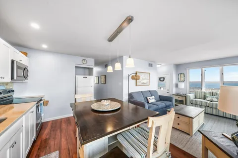 $1,450,000 | 392 83rd Street, Unit 392, Stone Harbor, NJ 08247