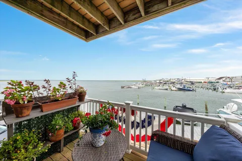 $1,450,000 | 392 83rd Street, Unit 392, Stone Harbor, NJ 08247