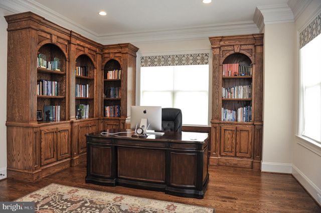 $2,625,000 | 6526 Chesterfield Avenue, McLean, VA 22101