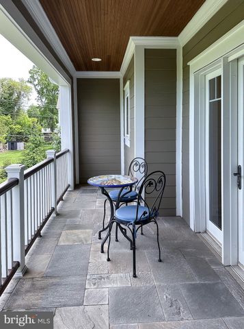 $2,625,000 | 6526 Chesterfield Avenue, McLean, VA 22101