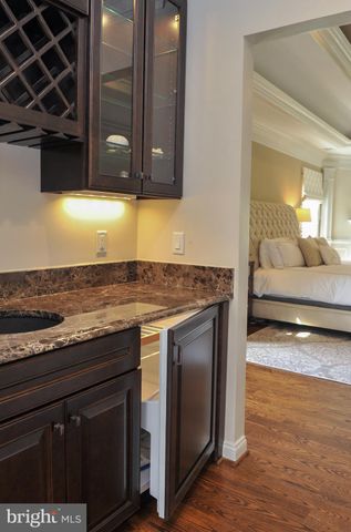 $2,625,000 | 6526 Chesterfield Avenue, McLean, VA 22101